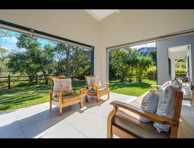 4 BEDROOM HOUSE FOR SALE IN PALM LAKES ESTATE